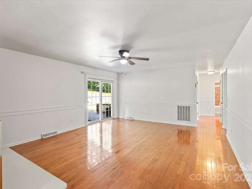 697 Wilson Valley Drive, Marion, NC 28752.  MLS# CAR4270217, YatesRealty ID 10694. 