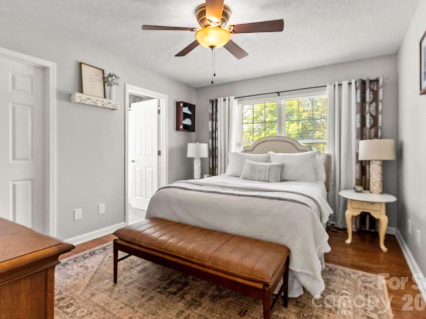 1478 Farmington Hills Drive, Conover, NC 28613.  MLS# CAR4366967, YatesRealty ID 10695. 