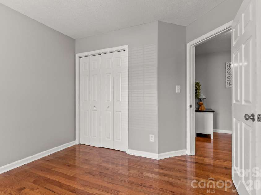 1478 Farmington Hills Drive, Conover, NC 28613.  MLS# CAR4366967, YatesRealty ID 10695. 