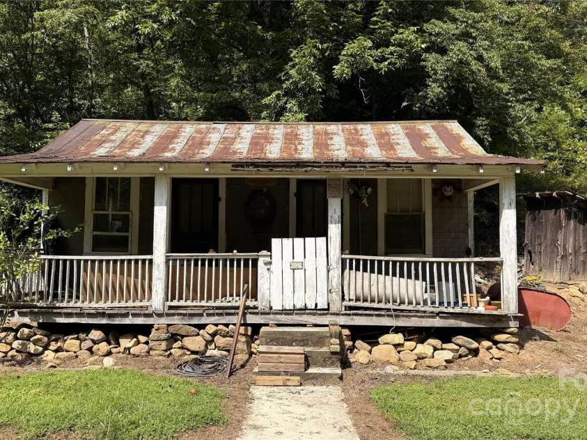 851 Lower Shut In Road, Hot Springs, NC 28743.  MLS# CAR4289186, YatesRealty ID 10696. 
