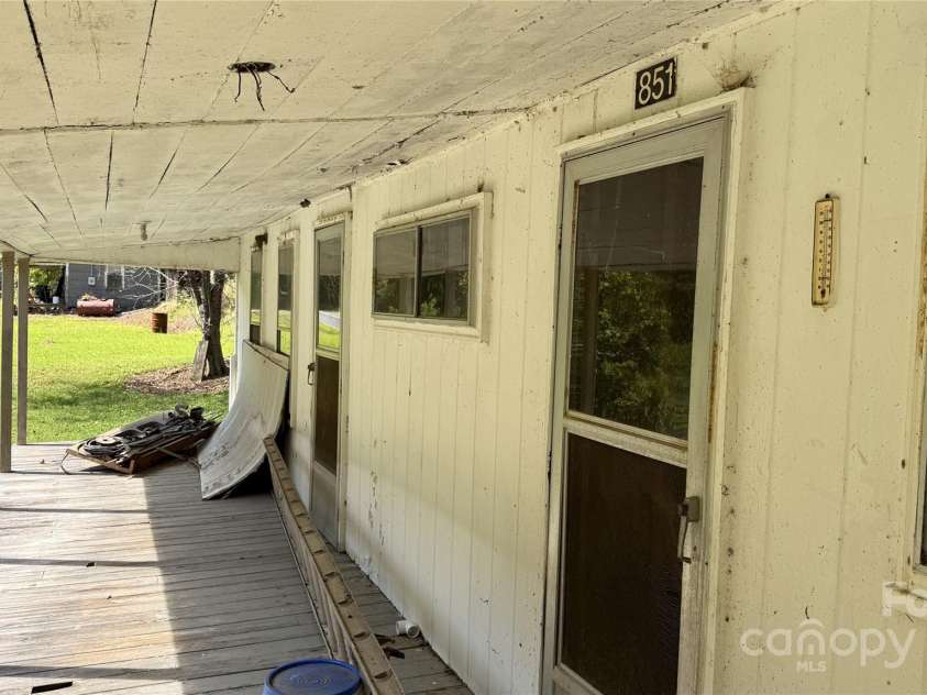 851 Lower Shut In Road, Hot Springs, NC 28743.  MLS# CAR4289186, YatesRealty ID 10696. 