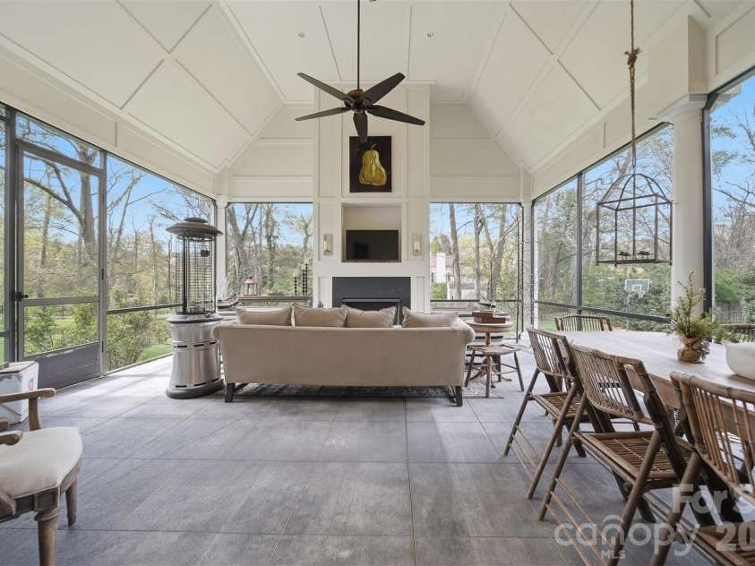 834 9th Avenue, Hickory, NC 28601.  MLS# CAR4366264, YatesRealty ID 10697. Screened in porch