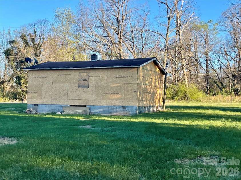 119 Z A Hunter Road, Bessemer City, NC 28016.  MLS# CAR4359704, YatesRealty ID 10698. 