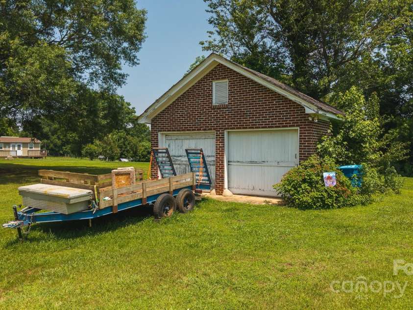 1040 NC 90 Highway, Taylorsville, NC 20681.  MLS# CAR4254139, YatesRealty ID 107. 