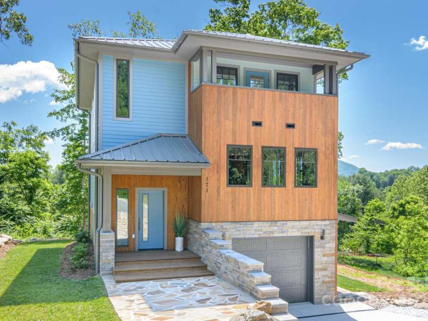 171 Abundance Run, Asheville, NC 28805.  MLS# CAR4145601, YatesRealty ID 107. 