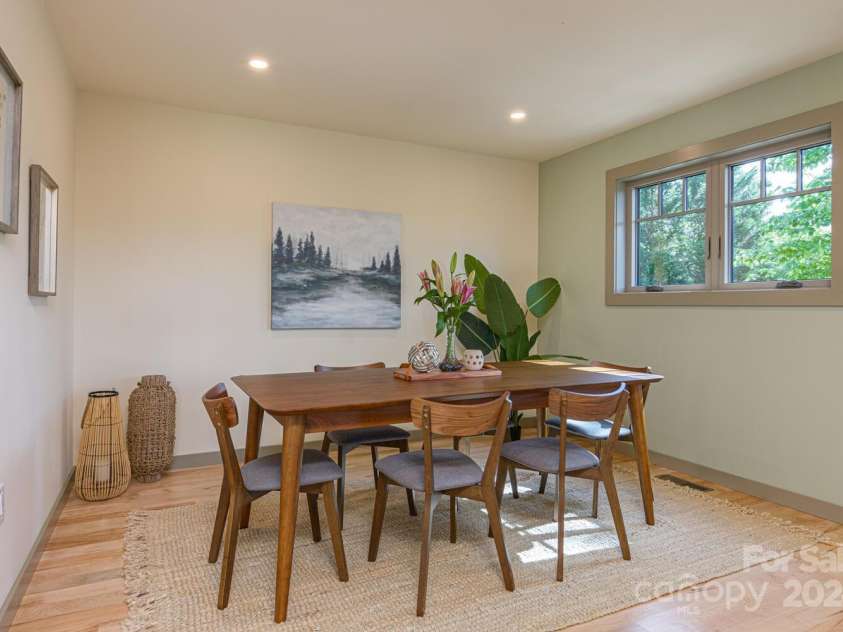 171 Abundance Run, Asheville, NC 28805.  MLS# CAR4145601, YatesRealty ID 107. 