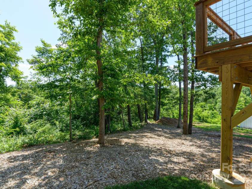 171 Abundance Run, Asheville, NC 28805.  MLS# CAR4145601, YatesRealty ID 107. 