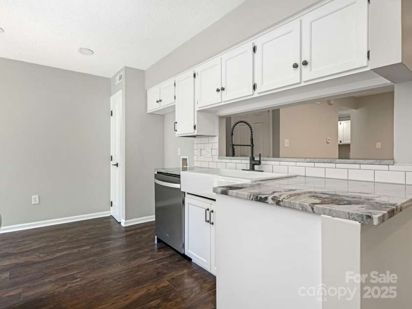 7378 Winery Lane, Charlotte, NC 28227.  MLS# CAR4146515, YatesRealty ID 1070. 