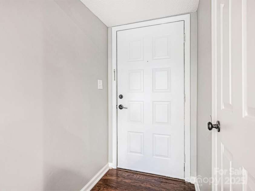 7378 Winery Lane, Charlotte, NC 28227.  MLS# CAR4146515, YatesRealty ID 1070. 
