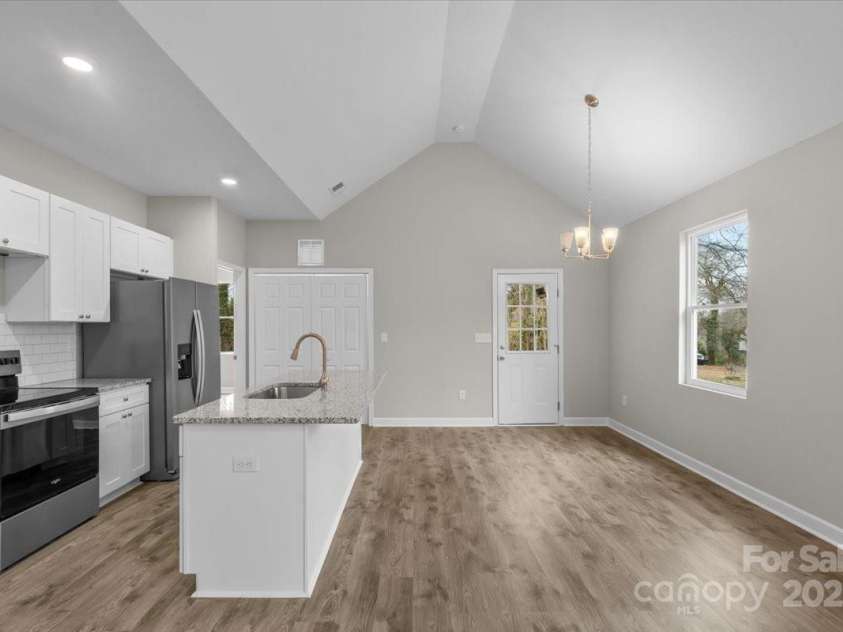 228 Chestnut Street, Shelby, NC 28150.  MLS# CAR4220800, YatesRealty ID 10701. 