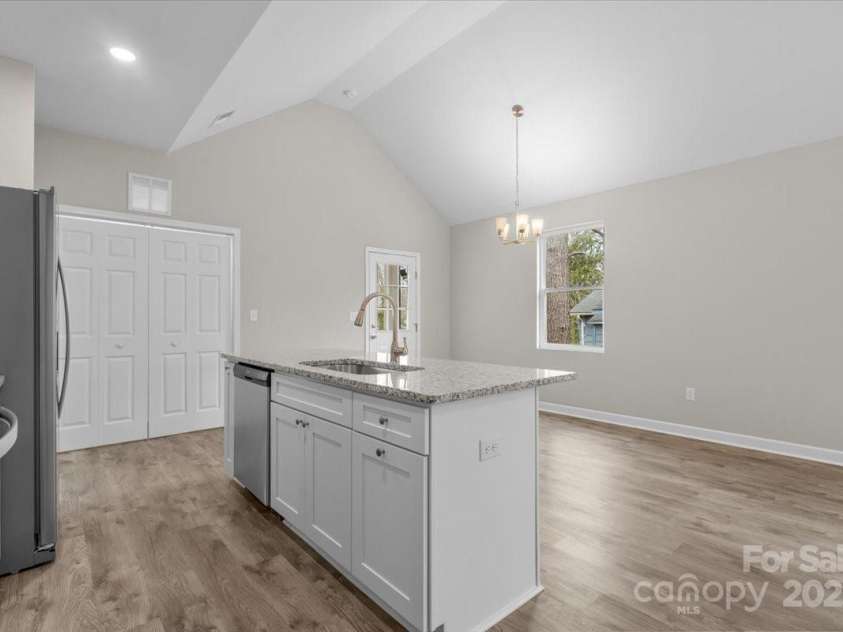 228 Chestnut Street, Shelby, NC 28150.  MLS# CAR4220800, YatesRealty ID 10701. 