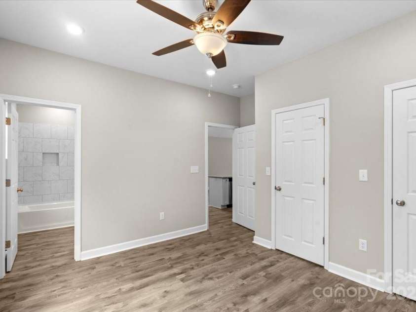 228 Chestnut Street, Shelby, NC 28150.  MLS# CAR4220800, YatesRealty ID 10701. 