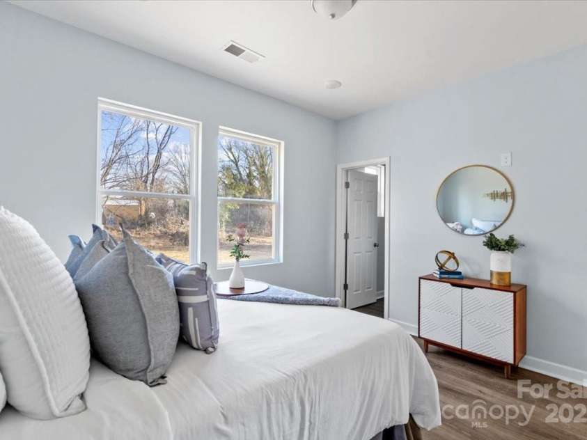 228 Chestnut Street, Shelby, NC 28150.  MLS# CAR4220800, YatesRealty ID 10701. 