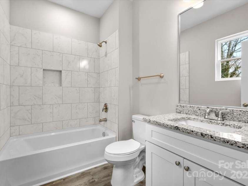 228 Chestnut Street, Shelby, NC 28150.  MLS# CAR4220800, YatesRealty ID 10701. 