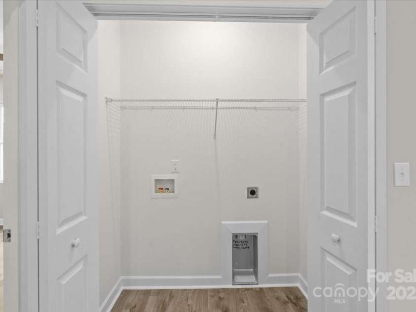 228 Chestnut Street, Shelby, NC 28150.  MLS# CAR4220800, YatesRealty ID 10701. 