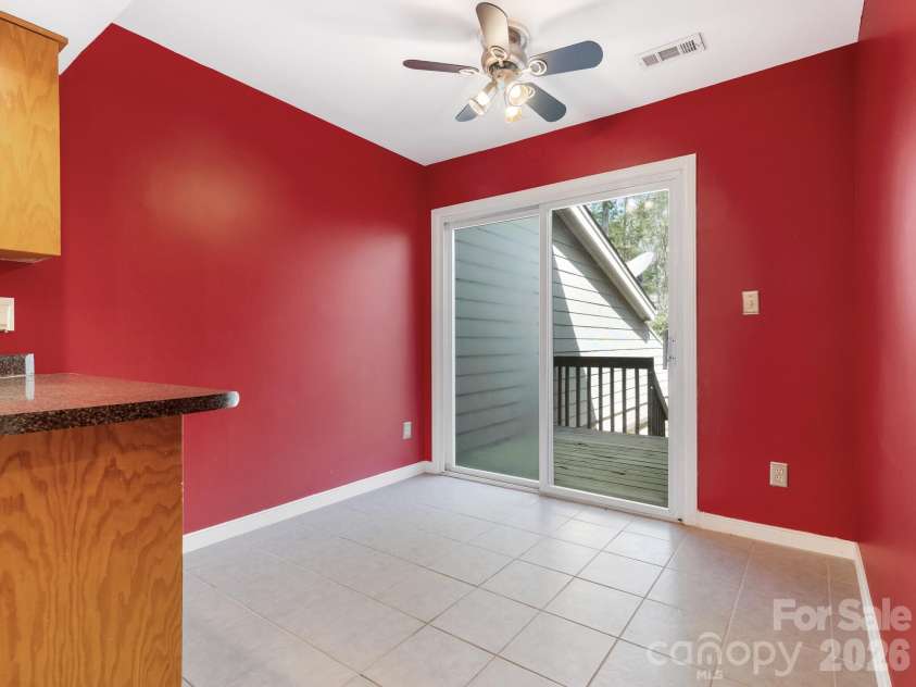 6516 Bentridge Drive, Charlotte, NC 28226.  MLS# CAR4367092, YatesRealty ID 10701. 