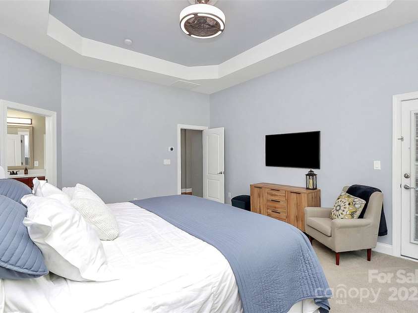 1105 Hoyle Lane, Waxhaw, NC 28173.  MLS# CAR4248556, YatesRealty ID 10702. 