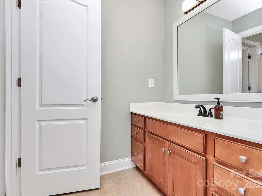 1105 Hoyle Lane, Waxhaw, NC 28173.  MLS# CAR4248556, YatesRealty ID 10702. 