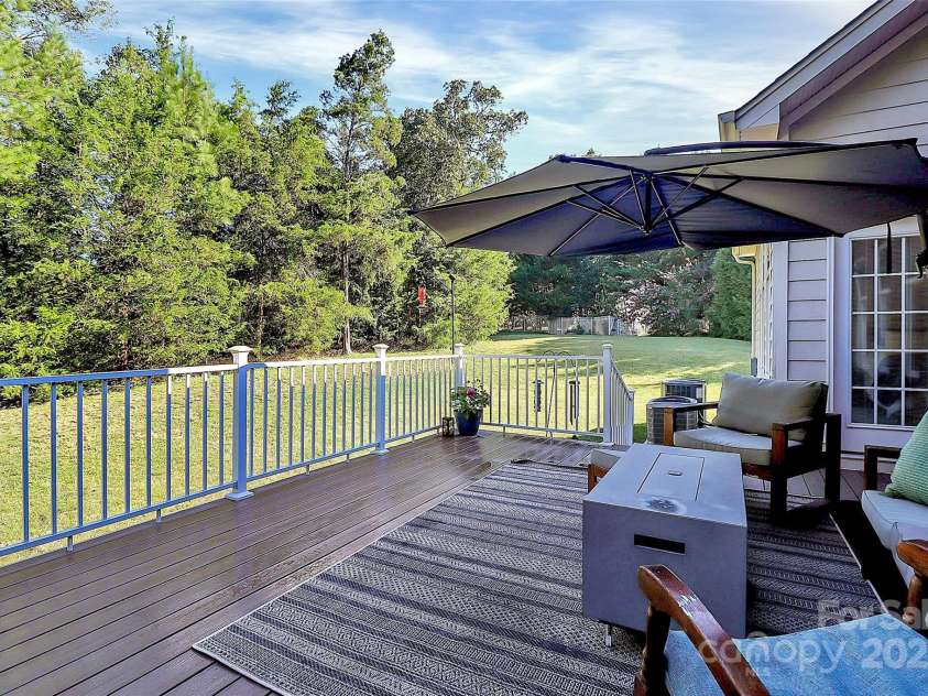 1105 Hoyle Lane, Waxhaw, NC 28173.  MLS# CAR4248556, YatesRealty ID 10702. 