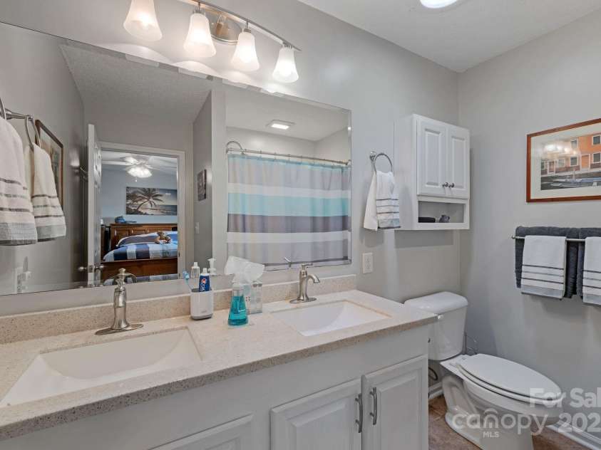 299 Waterway Drive, Lexington, NC 27292.  MLS# CAR4249975, YatesRealty ID 10703. 