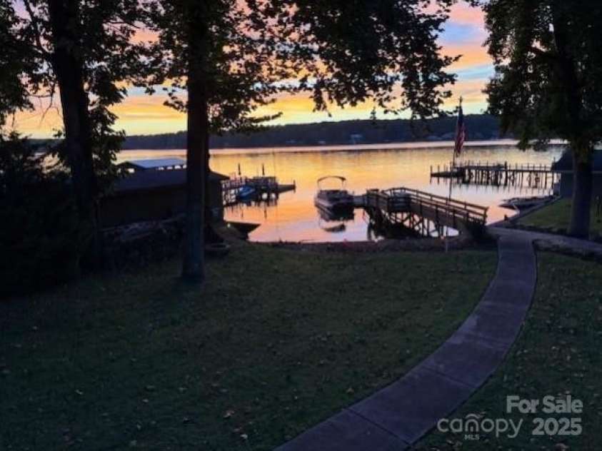 299 Waterway Drive, Lexington, NC 27292.  MLS# CAR4313581, YatesRealty ID 10703. 