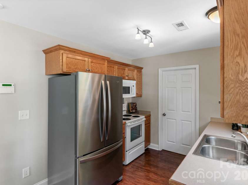 936 Cason Street, Belmont, NC 28012.  MLS# CAR4364697, YatesRealty ID 10703. 