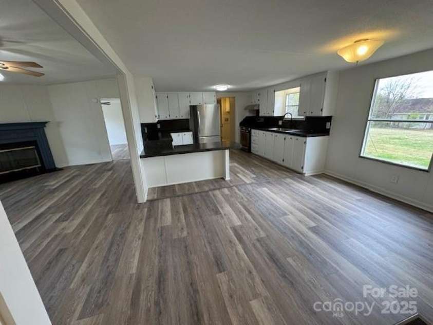 1628 B Avenue, Hickory, NC 28602.  MLS# CAR4243053, YatesRealty ID 10705. 