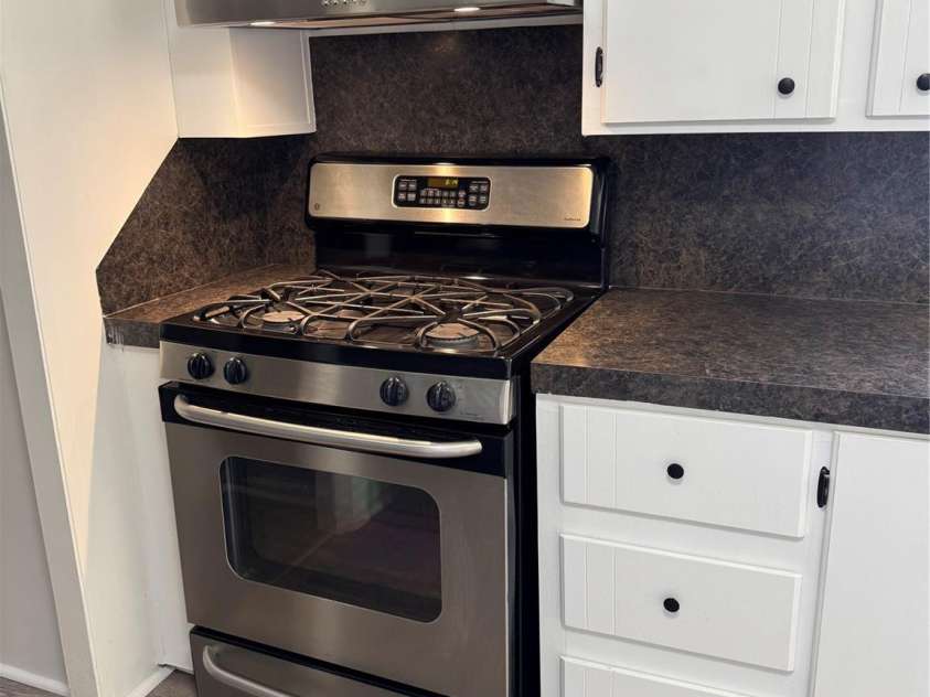 1628 B Avenue, Hickory, NC 28602.  MLS# CAR4243053, YatesRealty ID 10705. 