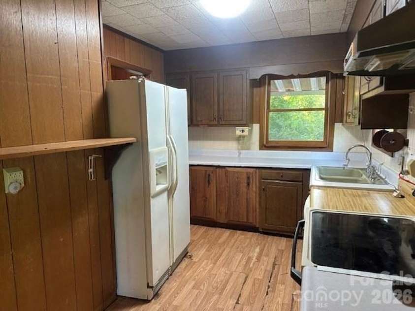 232 Heavenly View Drive, Sylva, NC 28779.  MLS# CAR4352569, YatesRealty ID 10706. 