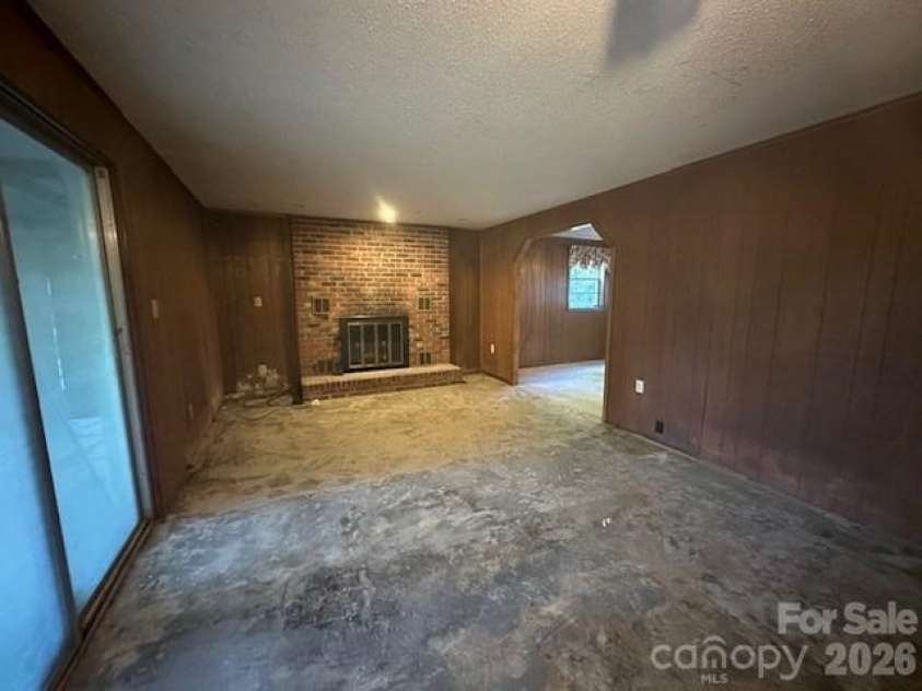 232 Heavenly View Drive, Sylva, NC 28779.  MLS# CAR4352569, YatesRealty ID 10706. 