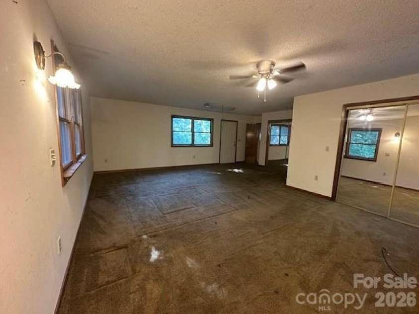 232 Heavenly View Drive, Sylva, NC 28779.  MLS# CAR4352569, YatesRealty ID 10706. 
