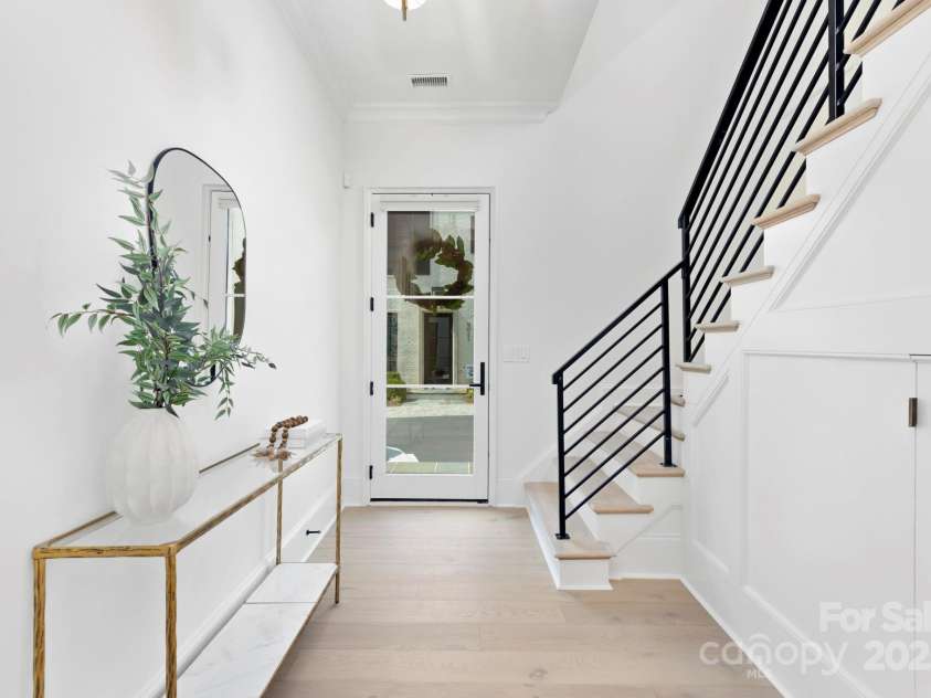 9020 Tynecastle Commons Court, Charlotte, NC 28226.  MLS# CAR4247003, YatesRealty ID 10706. 