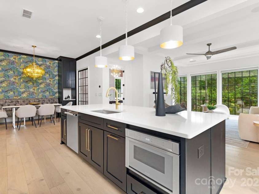 9020 Tynecastle Commons Court, Charlotte, NC 28226.  MLS# CAR4247003, YatesRealty ID 10706. 