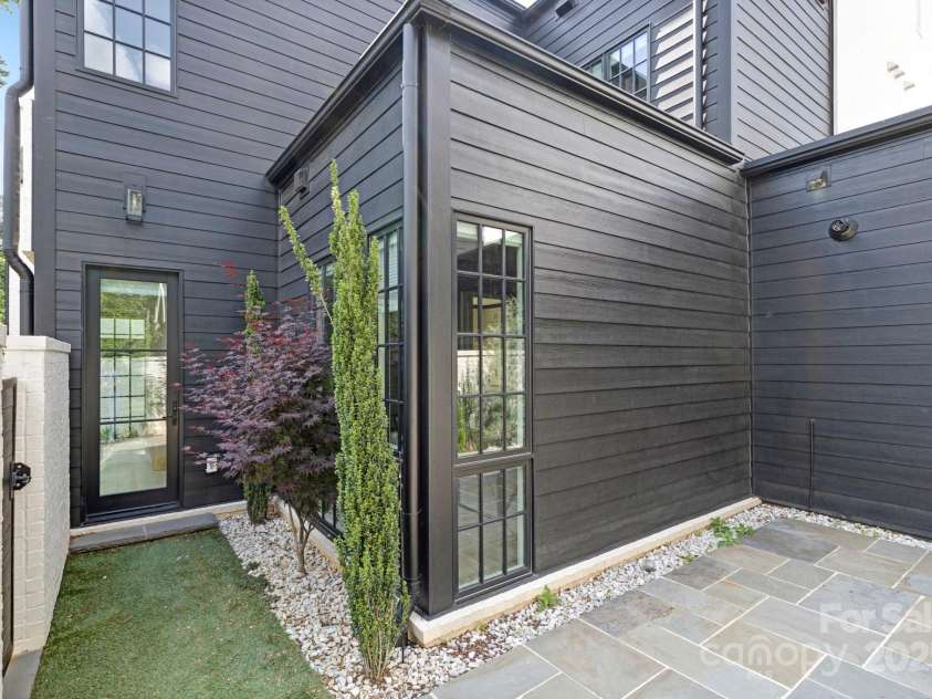 9020 Tynecastle Commons Court, Charlotte, NC 28226.  MLS# CAR4247003, YatesRealty ID 10706. 