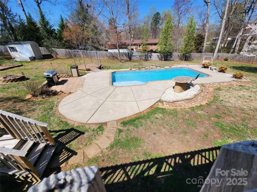 1301 Huckleberry Drive, Lincolnton, NC 28092.  MLS# CAR4238285, YatesRealty ID 10707. 