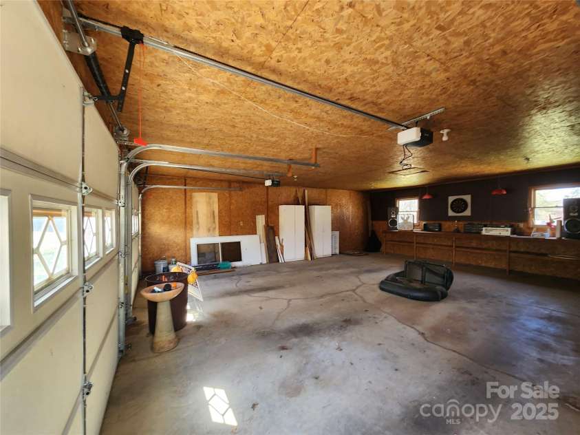 1301 Huckleberry Drive, Lincolnton, NC 28092.  MLS# CAR4238285, YatesRealty ID 10707. 