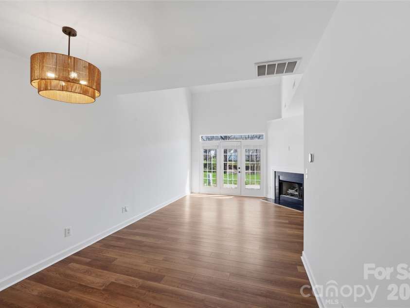 1320 Anthem Court, Charlotte, NC 28205.  MLS# CAR4357960, YatesRealty ID 10707. 