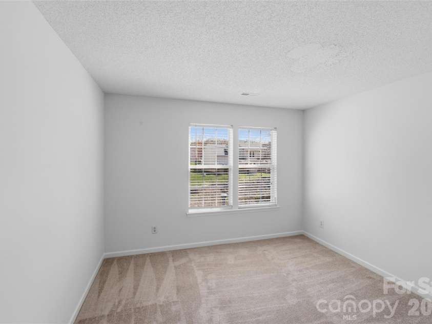 1320 Anthem Court, Charlotte, NC 28205.  MLS# CAR4357960, YatesRealty ID 10707. 