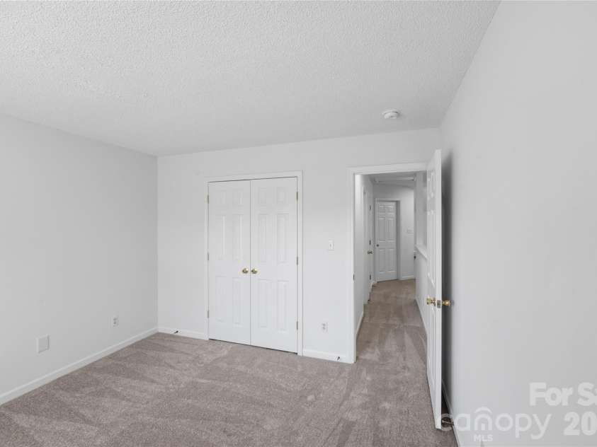 1320 Anthem Court, Charlotte, NC 28205.  MLS# CAR4357960, YatesRealty ID 10707. 