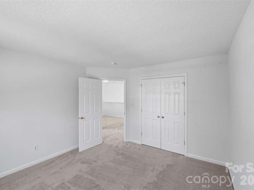 1320 Anthem Court, Charlotte, NC 28205.  MLS# CAR4357960, YatesRealty ID 10707. 