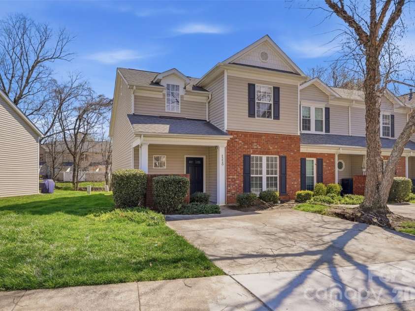 1320 Anthem Court, Charlotte, NC 28205.  MLS# CAR4357960, YatesRealty ID 10707. 