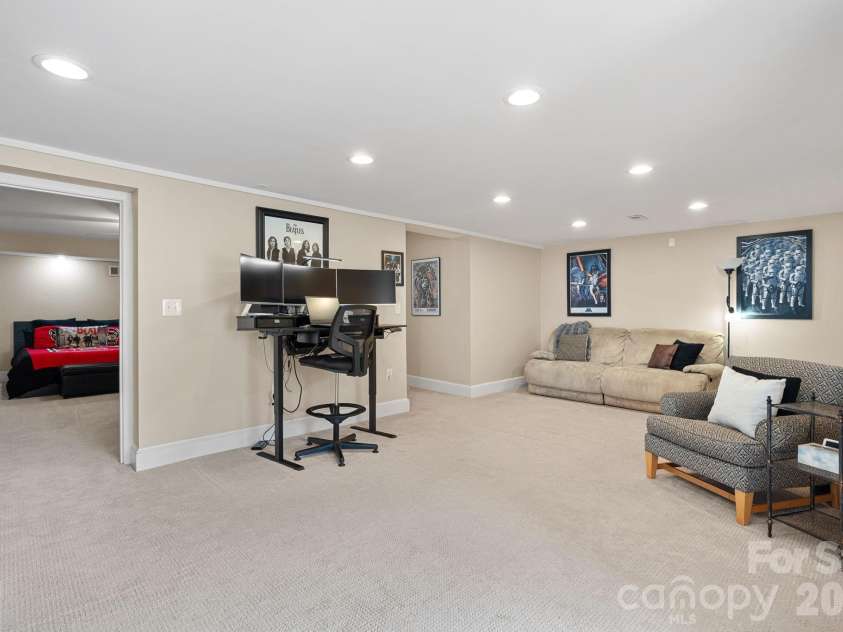 134 Lawrence Tee Lane, Mooresville, NC 28117.  MLS# CAR4359294, YatesRealty ID 10708. Finished Basement/Flex Space