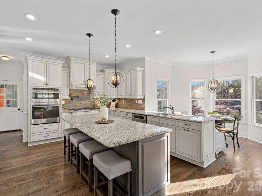 134 Lawrence Tee Lane, Mooresville, NC 28117.  MLS# CAR4359294, YatesRealty ID 10708. Kitchen with Double Islands