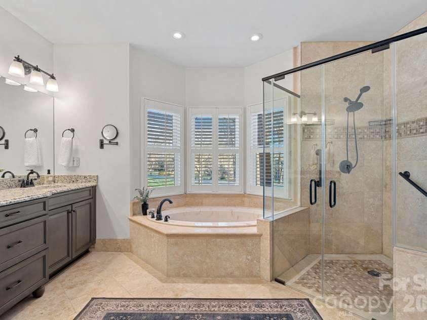 134 Lawrence Tee Lane, Mooresville, NC 28117.  MLS# CAR4359294, YatesRealty ID 10708. Primary Bathroom