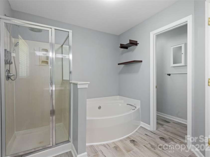 3744 Leela Palace Way, Fort Mill, SC 29708.  MLS# CAR4252438, YatesRealty ID 10708. Primary Bathroom