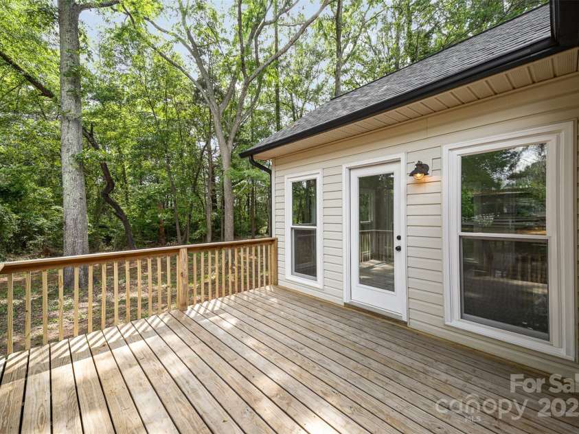 1513 White Ridge Drive, Rock Hill, SC 29732.  MLS# CAR4253408, YatesRealty ID 10709. 