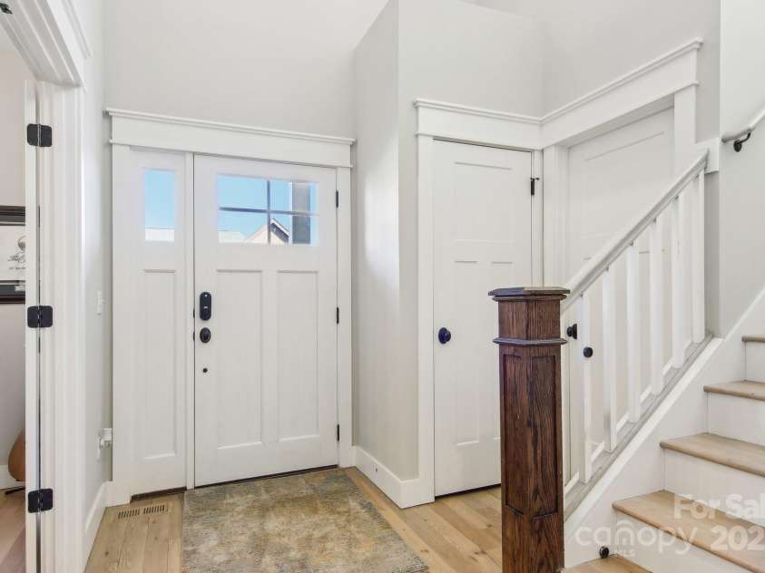 11 Barnrock Drive, Mills River, NC 28759.  MLS# CAR4215834, YatesRealty ID 1071. 