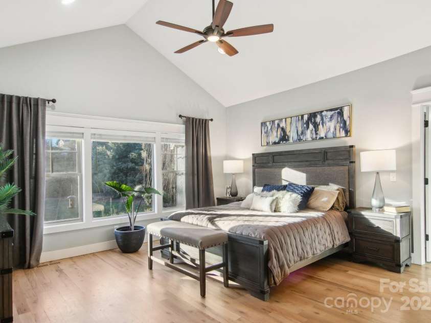 11 Barnrock Drive, Mills River, NC 28759.  MLS# CAR4215834, YatesRealty ID 1071. 