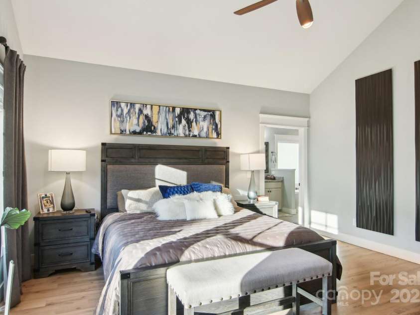 11 Barnrock Drive, Mills River, NC 28759.  MLS# CAR4215834, YatesRealty ID 1071. 