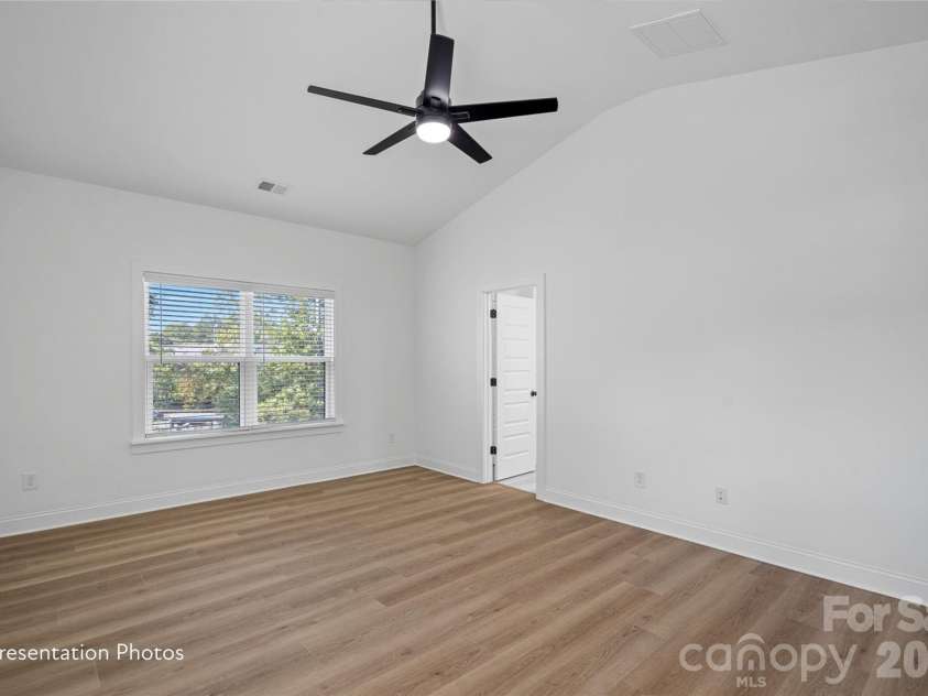 4506 Castleton Road, Charlotte, NC 28211.  MLS# CAR4355977, YatesRealty ID 10710. 